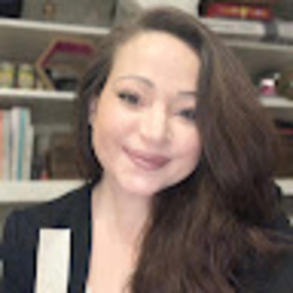 Meet your Posher, Antonia